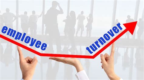 7 Useful Tips To Reduce Employee Turnover Engagedly