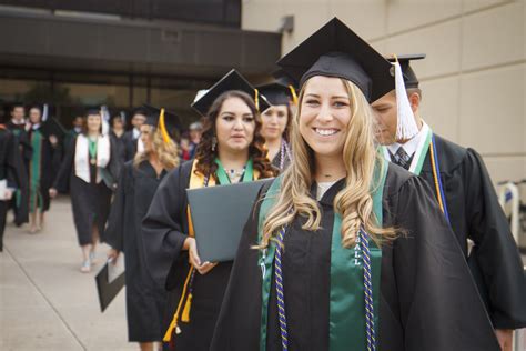 Ut Dallas And Graduates Set To Cap Off Year At Fall Commencement