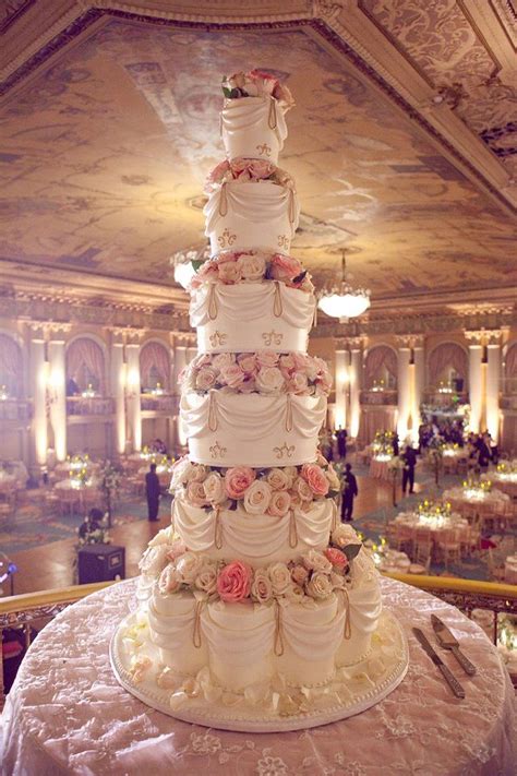 The Biltmore Huge Wedding Cakes Wedding Cakes Beautiful Wedding Cakes