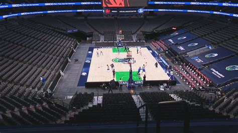 Dallas Mavs Open A New Season In Mostly Empty Arena