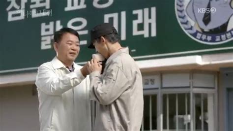 Mengapa Orang Korea Memakan Tahu Saat Mereka Baru Keluar Dari Penjara