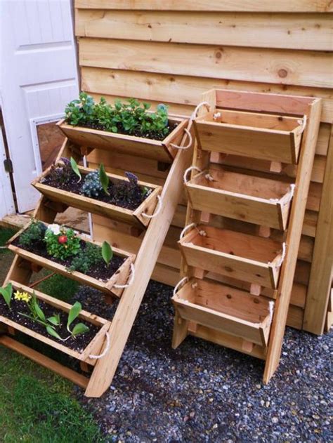 3 Great Vertical Wooden Box Planter Ideas The Owner Builder Network