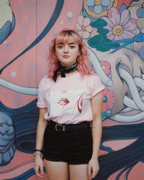 Мэйси Уильямс Maisie Williams фото №1137157 Maisie Williams Pink