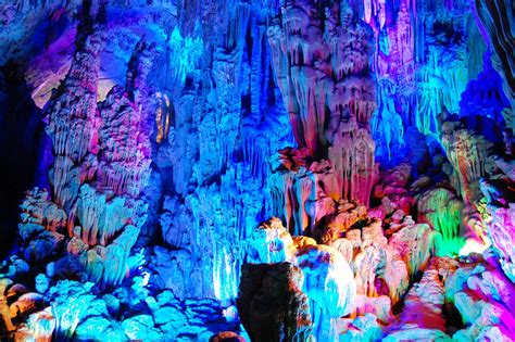 Our Amazing Planet Earth Reed Flute Cave