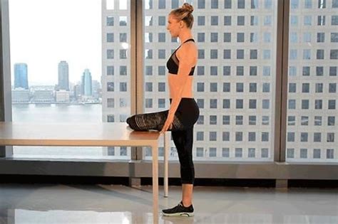 10 Butt Tightening Exercises You Can Do At Your Table