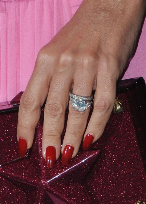 Latina Celebrity Engagement Rings Pictures Popsugar Latina