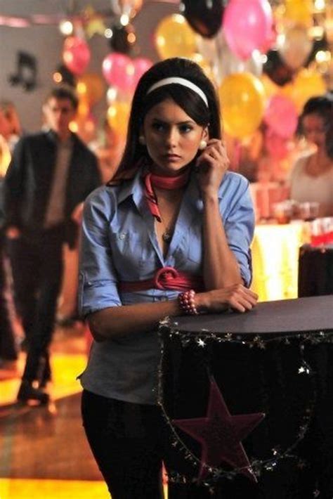 14 Amazing Halloween Costumes To Copy From Tv Vampire Diaries Costume