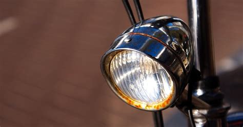 自転車ライトのおすすめ比較｜夜道を照らす最強の前照灯とは セレクト