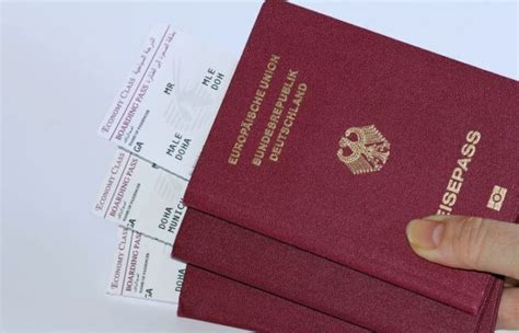 There Are Only 4 Passport Colors In The World And This Is The Reason