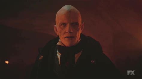 Taliesin Meets The Vampires The Strain Season 2 Review