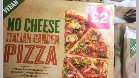 Iceland Launches No Cheese Vegan Houmous Pizza