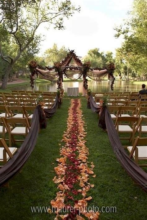 Bring Joy To Your Outdoor Wedding With These Decorations The Fshn