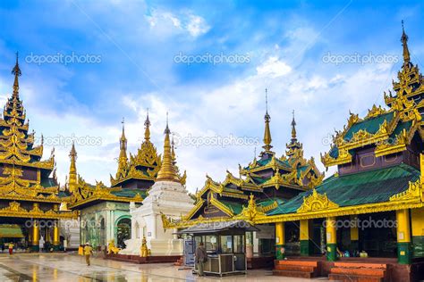 Shwedagon Pagoda In Yangon Myanmar Stock Photo By ©seqoya 38207101