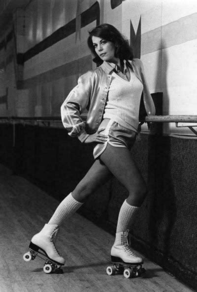 Natalie Wood Roller Skating In ‘the Last Married C Tumbex