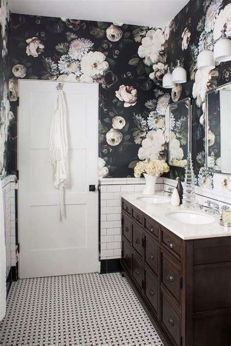 Hgtv Loves This Guest Bathroom With Black Floral Patterned