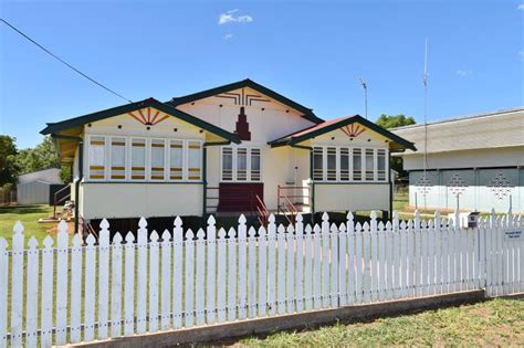 Welcome residents of richmond hill, atlantic waste would like to thank you and your representatives for the opportunity to provide you with the highest quality waste and recycling service possible. 4 BEDROOM HOME IN RICHMOND HILL - CHARTERS TOWERS CITY ...