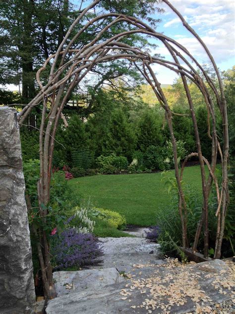 How To Make A Rustic Trellis