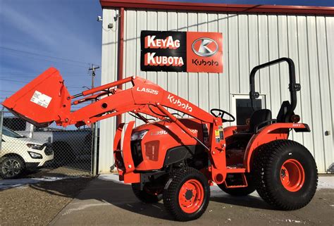 Kubota L3901 Tractor With L525 Loader 375 Hp With 66 Bucket Cline Agro