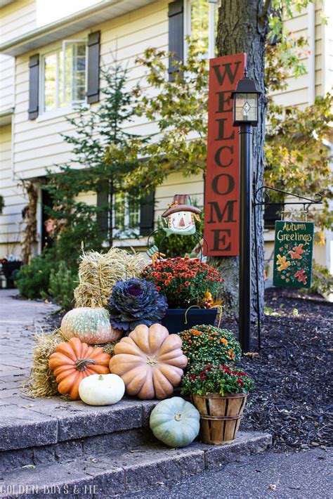 Too many front entry decor ideas are heavy on the furniture. Golden Boys and Me: Fall Home Tour 2016 - Outdoor Fall ...