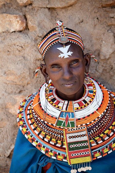 Magnifiques Portraits Du Peuple Samburu En Afrique En Afrique Bijoux Africains