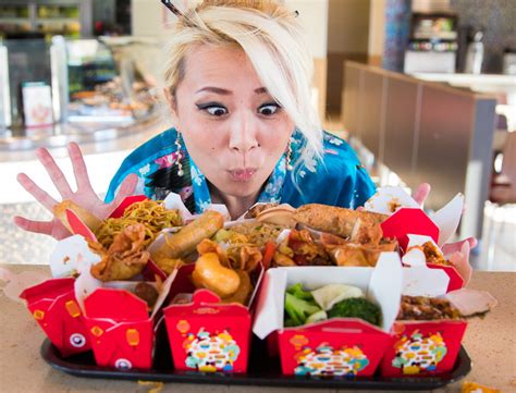 Every dish at panda express is thoughtfully crafted. Watch This Record Breaking Competitive Eater Down The ...