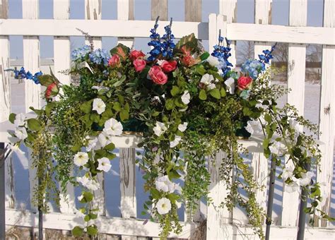 Best Beautiful Cascading Flowers For Window Boxes Ideas 18 Window Box