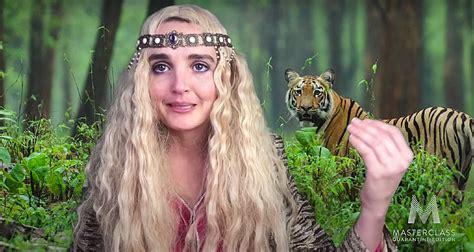 4.is he ride a horse? Chloe Fineman Played 'Tiger King' Star Carole Baskin On ...