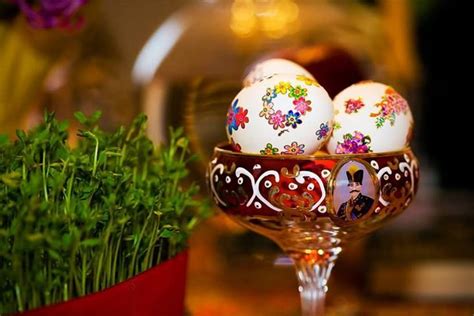 Persian calendar zoroastrians and bahais prepare for their new year, called norooz, which occurs at the spring equinox. Happy Nowruz / نوروز مبارک/ Auguri per Nowruz | Haft seen ...