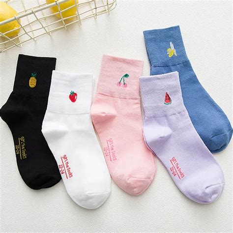 Cute Fruit Vegetable Patterned Cotton Socks Warm Soft Womens Socks Apple Strawberry Watermelon