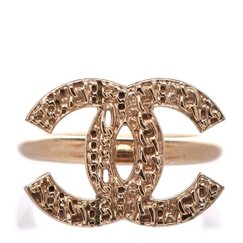 Chanel Cc Logo Ring 625 Gold 313542