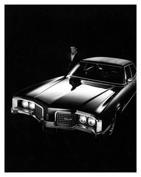 1968 Oldsmobile Ninety Eight Holiday Edition 4 Door Pillerless Hardtop