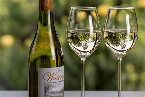 How To Taste The Difference Between California Chardonnay And White