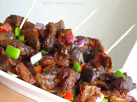 The longer you fry on high the juice in the skillet fries out and the butter and seasoning comes together and makes these wonderful 'crispies' that stick to the gizzards. Dodo Gizzard / Gizdodo Recipe (Gizzards and Plantains ...