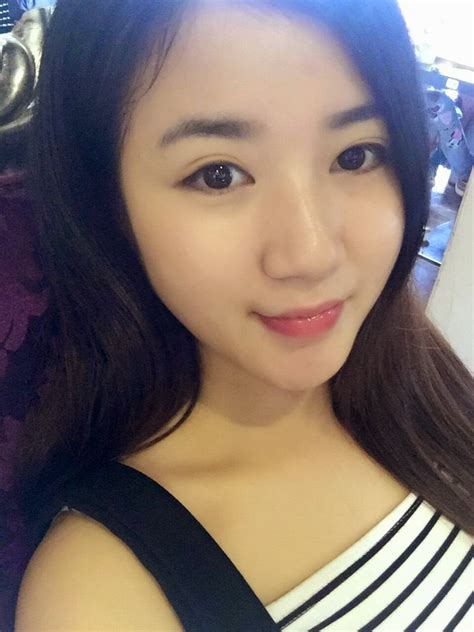 cute chinese girl selfie this is me