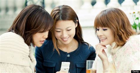 Why Japanese Women Are Choosing Their Careers Over Having Sex And