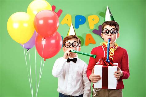 Read on for the recommendations. 7 Frugal Kids Birthday Party Ideas & Games