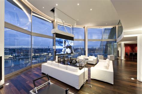 Living In London Amazing Riverside Penthouse Designed By