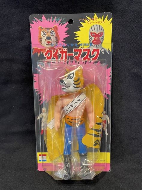 Medicom Toy Middle Size Mask Exchange Tiger Mask And Wrestler