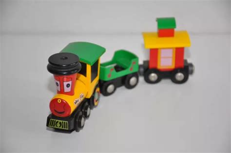 Wee Sing Wooden Railway Train 33428 Vintage Brio 3pc No Figure 11043