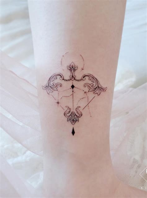 53 Small Meaningful Tattoo Design Ideas For Woman To Be Sexy Page 38