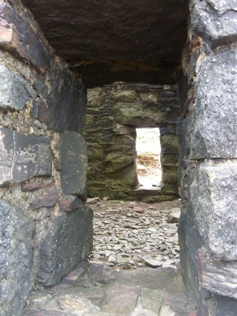 Cornwalls Ruined Tin Mines Listed As Must See Place Before You Die