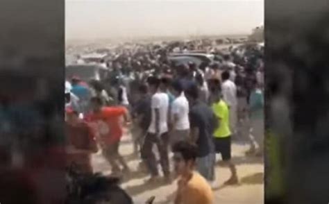 آلاف الكويتيين يبحثون عن كنز مزعوم في الصحراء فيديو دولي وكالة أنباء سرايا الإخبارية