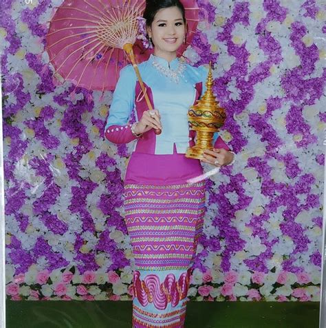 Pin By Kyaw Thatko On Myanmar Dress Fashion Style Beauty
