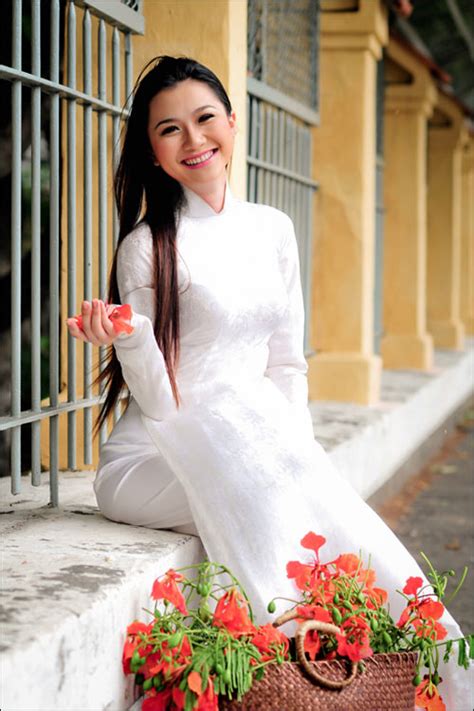 sexy vietnamese model in white ao dai pictures asian gallery 960 hot sex picture