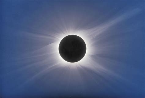 Total Solar Eclipse A Guide To Totality On August Sky Telescope