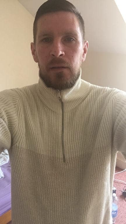 £50 For A Female To Suck My Nipples Birmingham