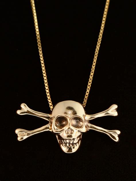 Gold Skull And Crossbone Pendant 14k Gold Marty Magic Store