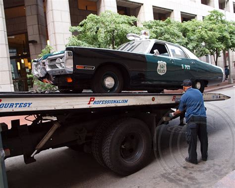 Nypd Tow Truck With 1972 Plymouth Fury Police Radio Patrol Flickr