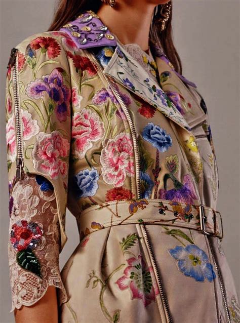 Tweed Rose Close Up Alexander Mcqueen Pre Ss17 Leather Embroidery
