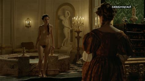 Anna Brewster Nude Versailles 12 Pics  And Video Thefappening